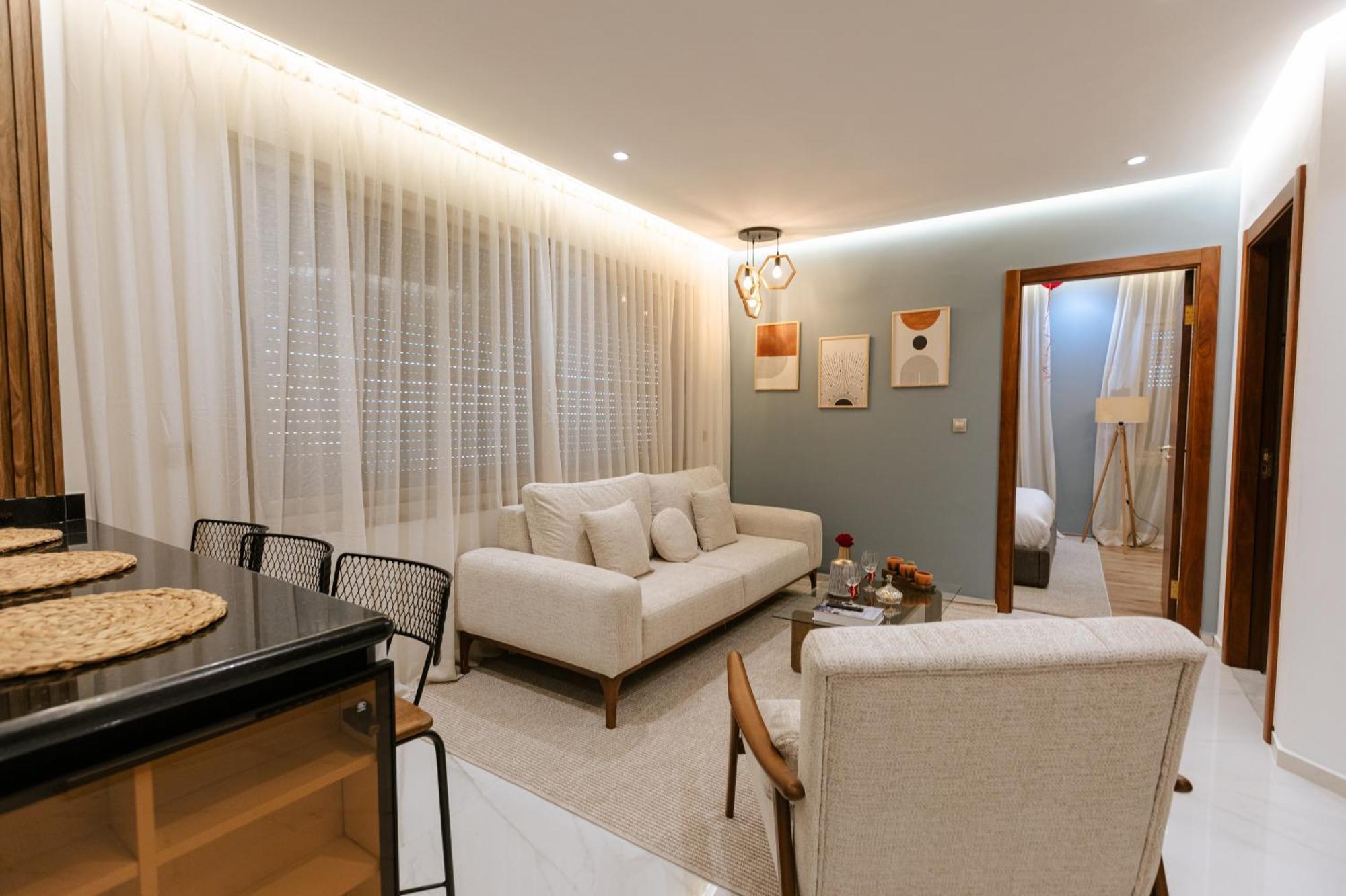 Marina View Residence Luxurious Studio Retreat With Stunning Ocean Views 1 Double Bedroom, 1 Convertible Couch แทนเจียร์ ภายนอก รูปภาพ