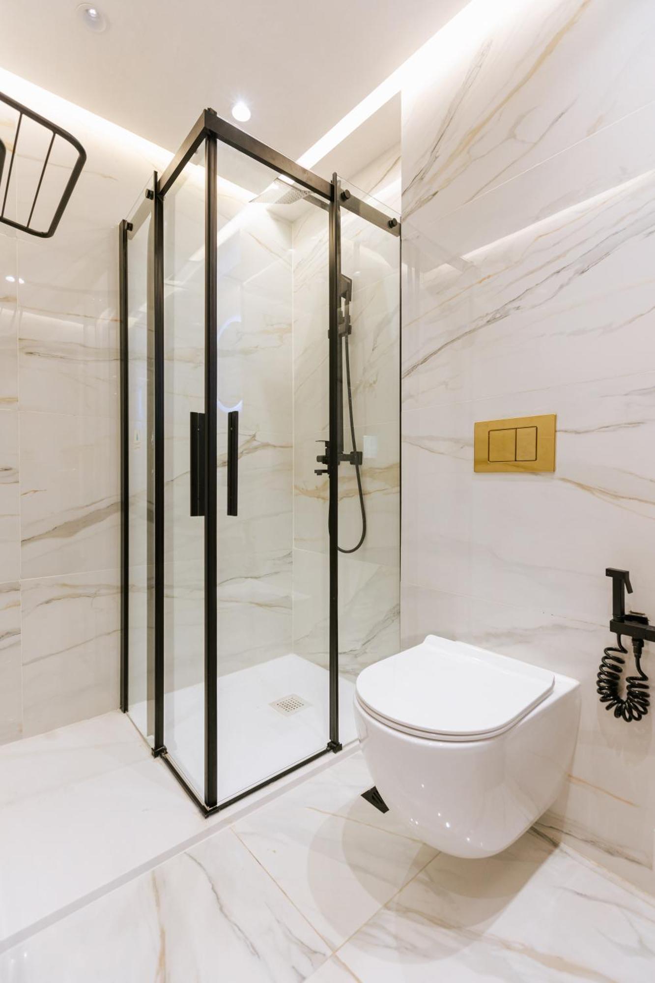 Marina View Residence Luxurious Studio Retreat With Stunning Ocean Views 1 Double Bedroom, 1 Convertible Couch แทนเจียร์ ภายนอก รูปภาพ