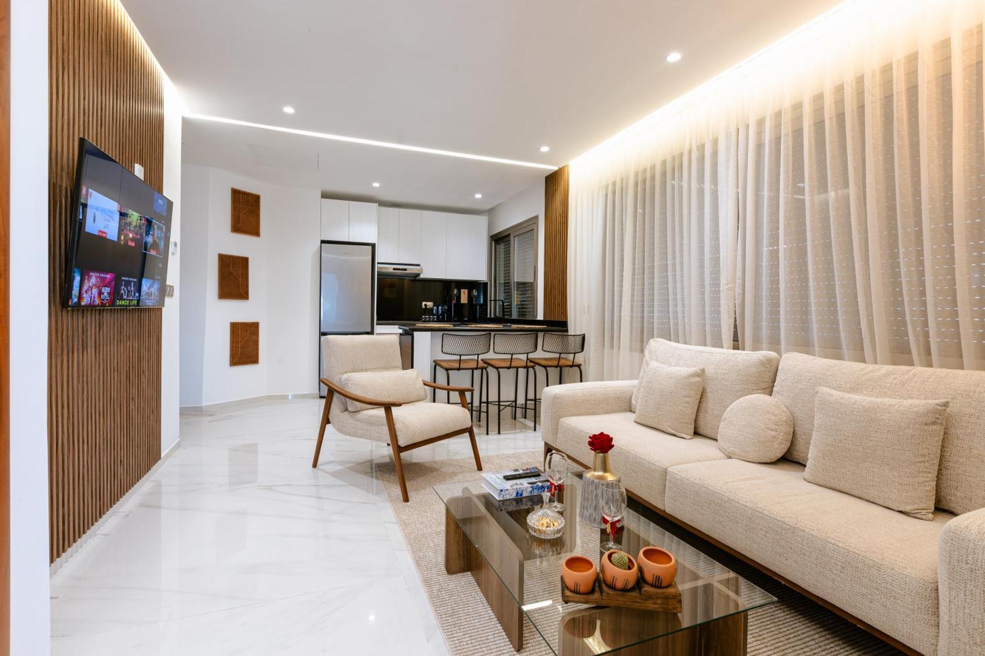 Marina View Residence Luxurious Studio Retreat With Stunning Ocean Views 1 Double Bedroom, 1 Convertible Couch แทนเจียร์ ภายนอก รูปภาพ