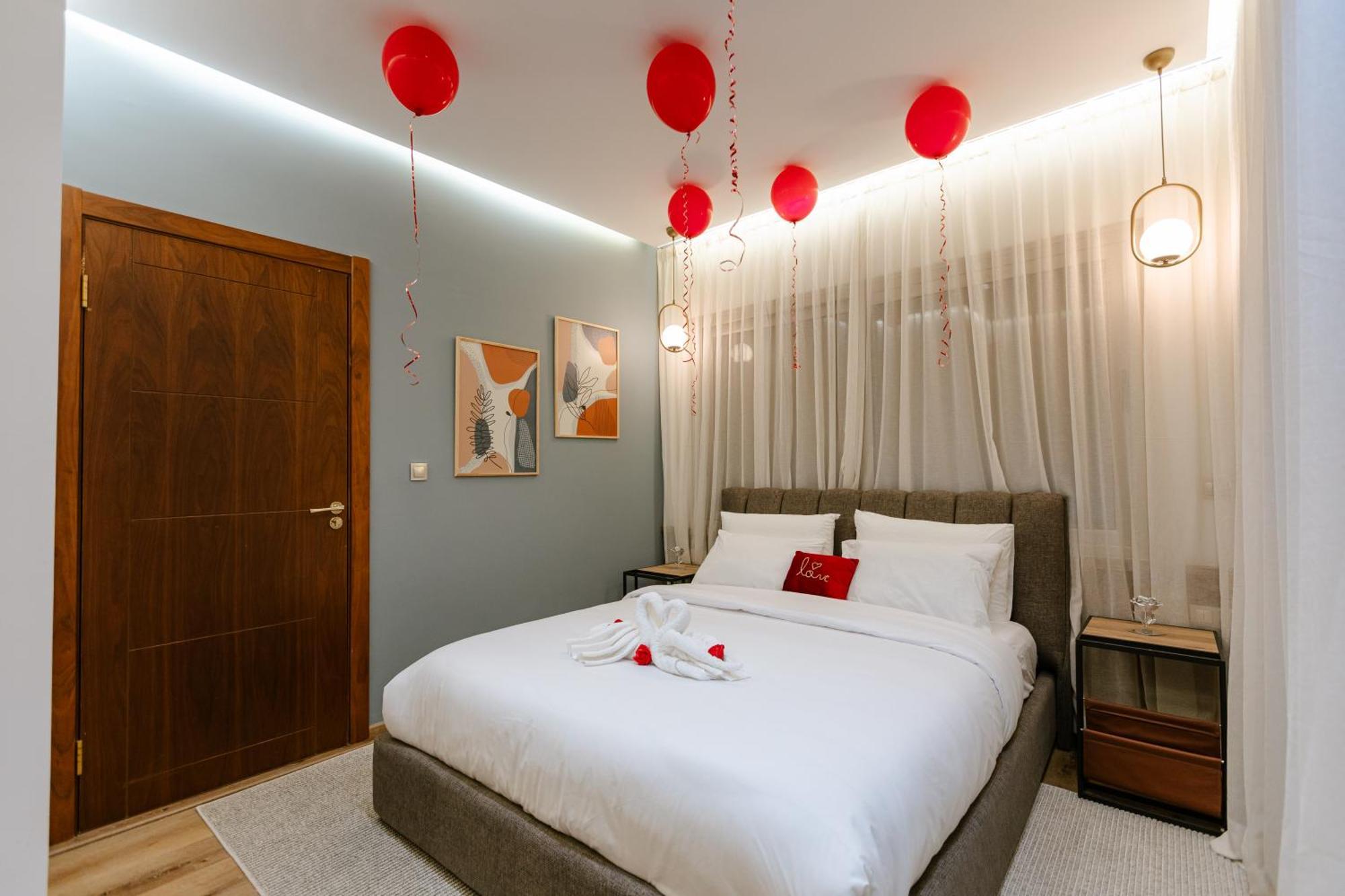Marina View Residence Luxurious Studio Retreat With Stunning Ocean Views 1 Double Bedroom, 1 Convertible Couch แทนเจียร์ ภายนอก รูปภาพ
